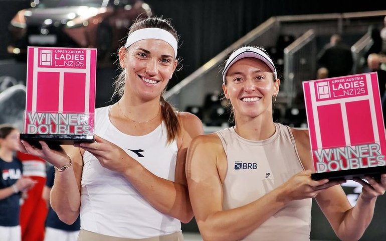 Stefani sobe no ranking após título de duplas no WTA 500 na Áustria