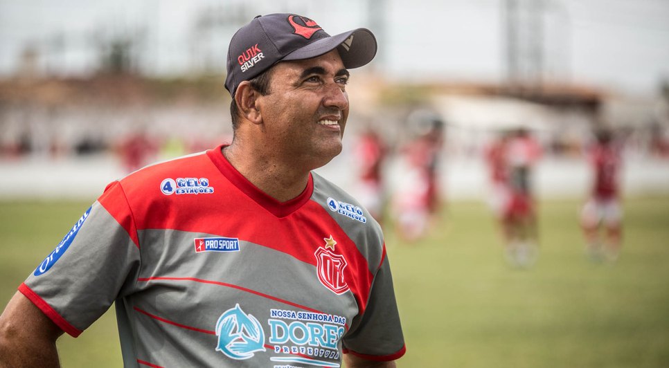 Ex-tecnico Elenilson Silva do Dorense / Foto: Filippe Araujo