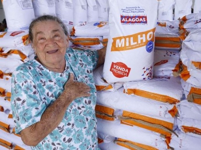 94 mil pequenos agricultores começam a receber sementes no Sertão