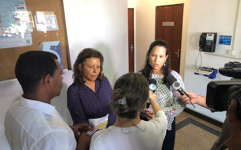 Moradores do bairro do Pinheiro entregam requerimento no MPF/AL