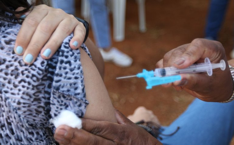 Cobertura vacinal contra HPV atinge 95,81% na capital paulista