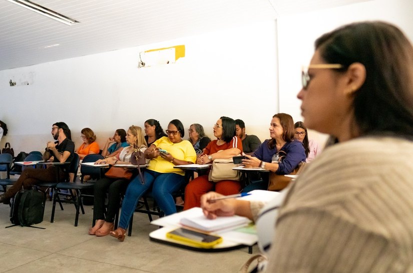 Educadores debatem práticas inclusivas de pessoas com deficiência intelectual ou múltipla