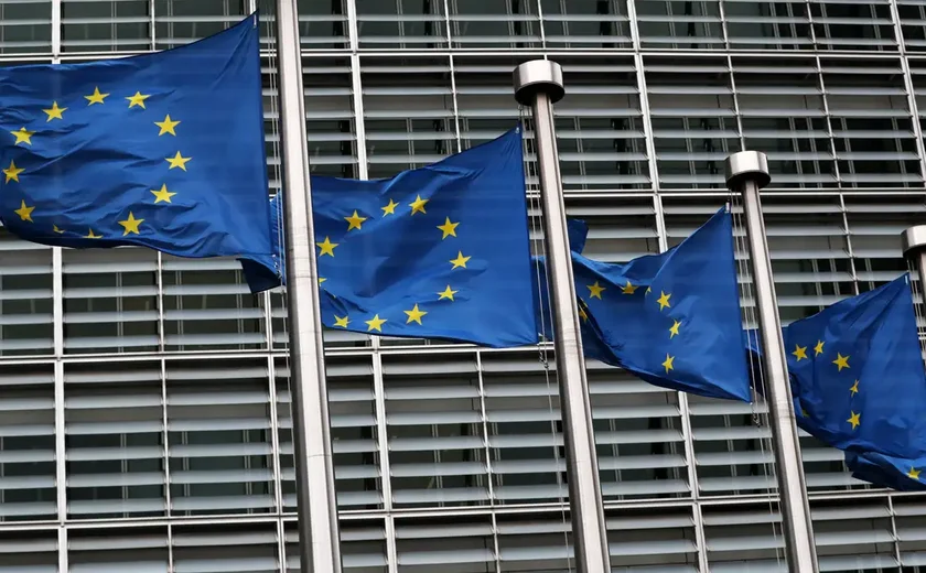 União Europeia segue EUA e anuncia fim de sanções econômicas à Síria após queda de Assad