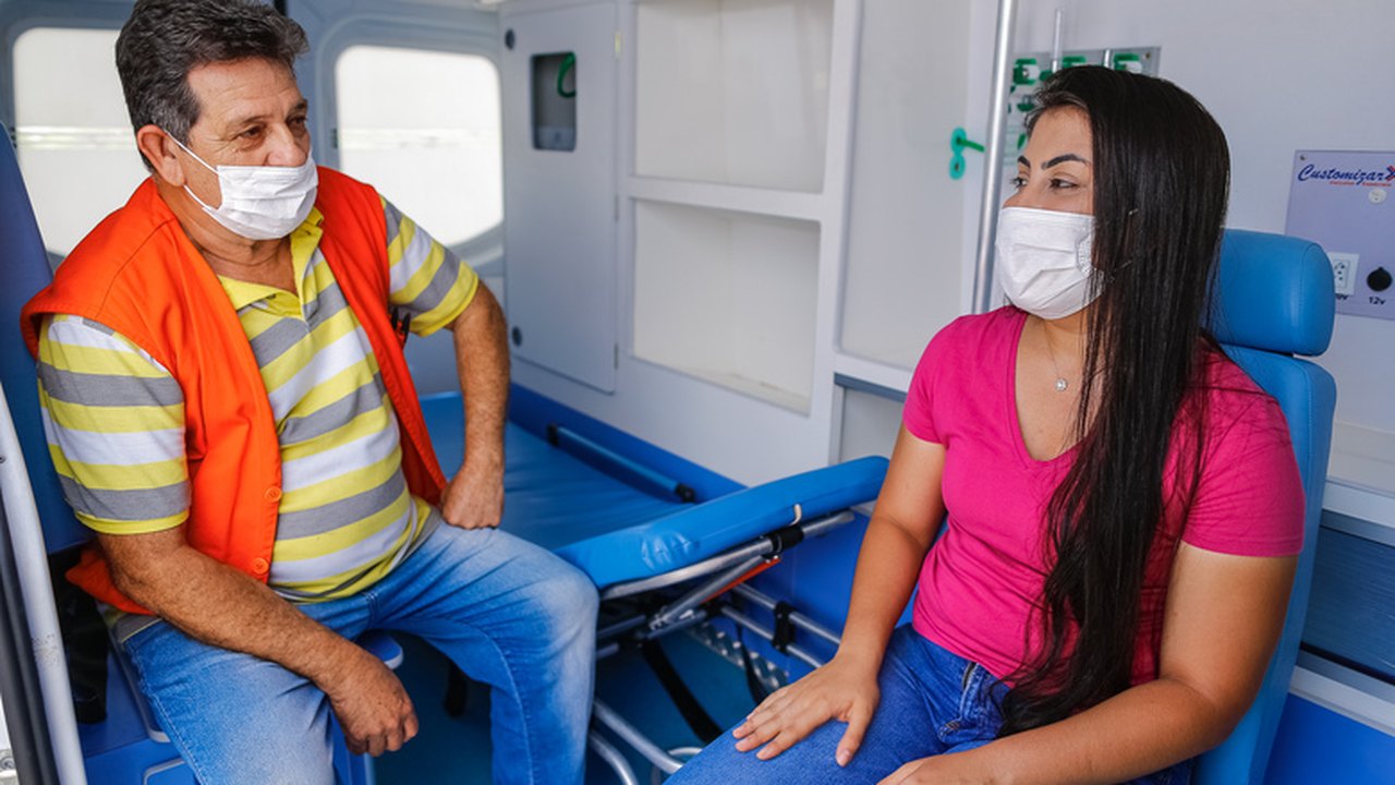Secretária Gabriela Gonçalves visita Central de Ambulância 24 horas em Rio Largo