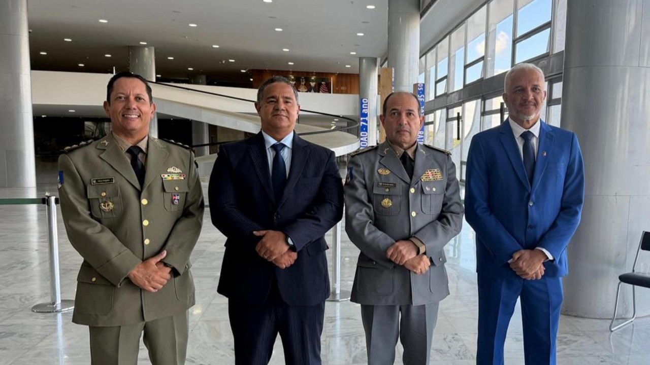 Governo de Alagoas adere ao Programa Brasil Contra o Crime Organizado, lançado nesta terça pelo presidente Lula