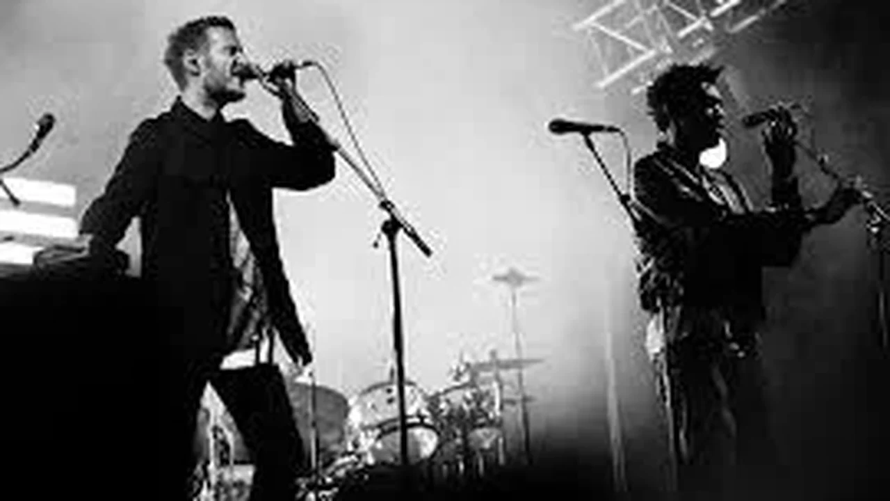 Massive Attack é banido de Singapura após exibição de bandeira da Palestina em show no país