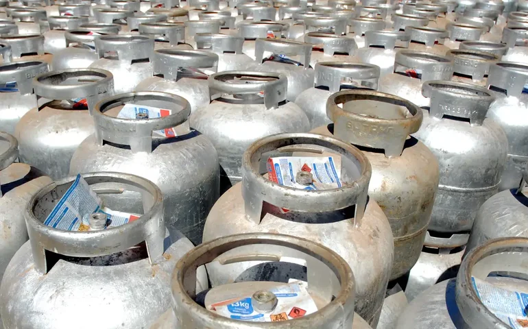 Quando cai a próxima parcela do Auxílio Gás? Veja calendário de pagamentos