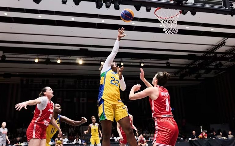 Com cesta nos últimos segundos, seleção brasileira feminina vence Japão e está na semifinal do Pré-Olímpico de basquete 3x3