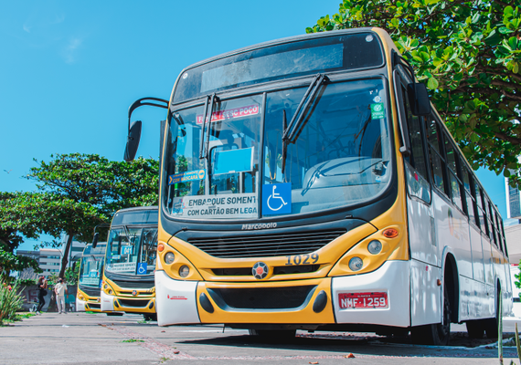 Esquema de ônibus terá mudança a partir das 12h desta sexta-feira (9)