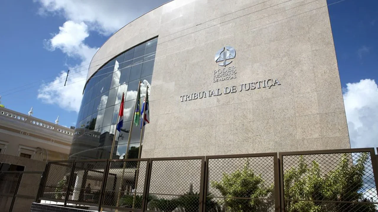 TJ-AL altera comissão de novo concurso para Oficial de Justiça