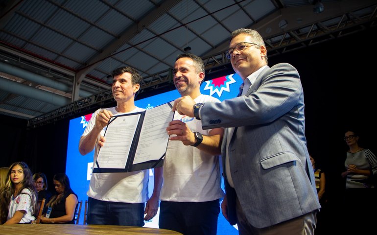 Retomada dos programas Professor Mentor e Avança Grêmios fortalece protagonismo juvenil em Alagoas