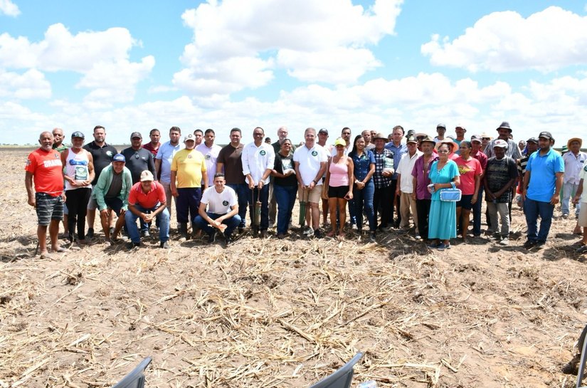São Miguel dos Campos lança programa Comida na Mesa, que irá garantir renda e alimento para mais de 500 famílias