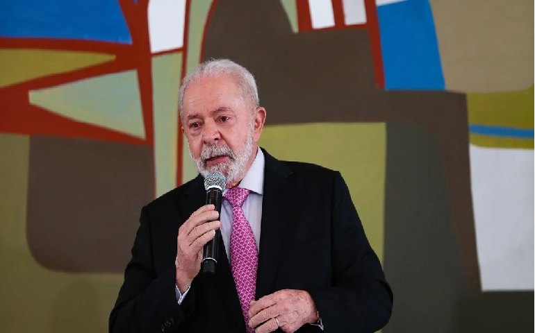 Lula culpa policiais por suicídio de reitor da UFSC: ‘Polícia ignorante’