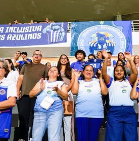 Alunos da EJAI vivenciam pela primeira vez experiência do Projeto Jovem Torcedor