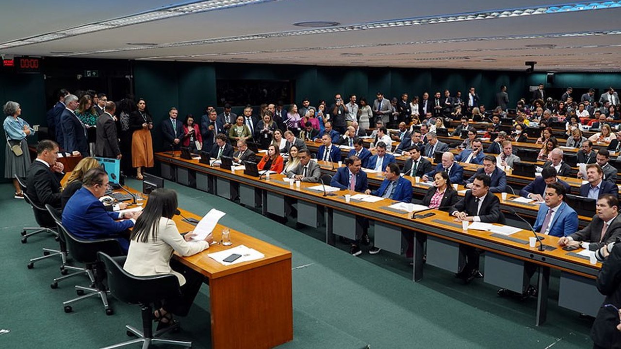 Consultoria de Orçamento lança análise sobre projeto do novo arcabouço fiscal