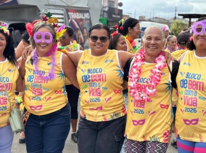 Idosos de Campo Alegre participam com muita alegria do Bloco de Bem com a Vida