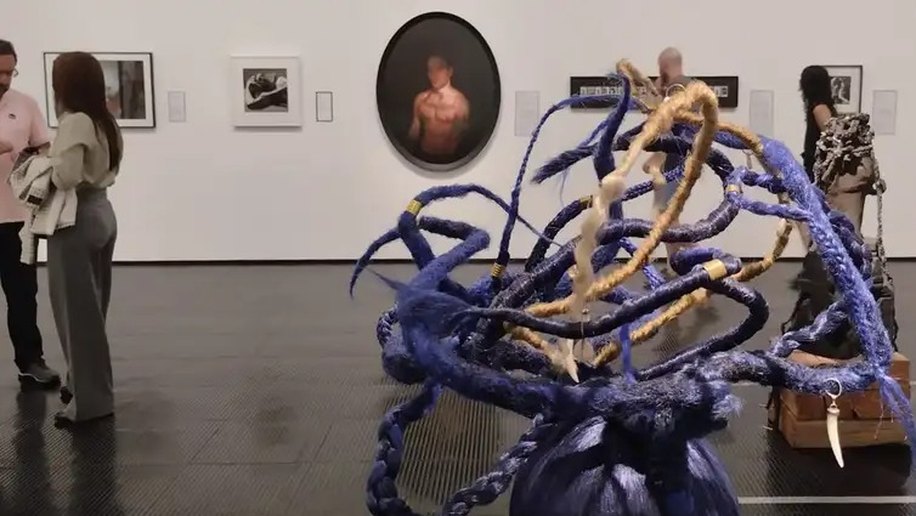 Exposição no Masp compartilha profusão de táticas e cenas do cotidiano