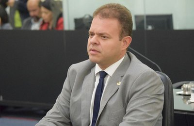 Projeto institui programa de conscientização e orientação da Síndrome de Irlen em Alagoas 