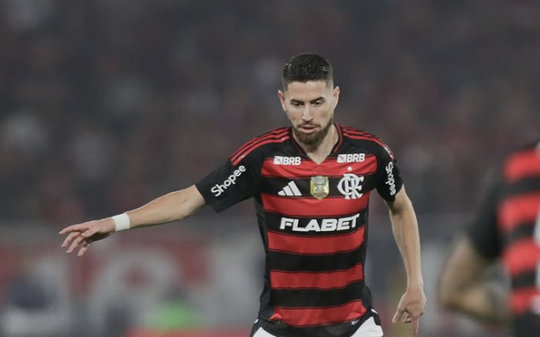 Flamengo vence o Galo e é o novo líder do Campeonato Brasileiro