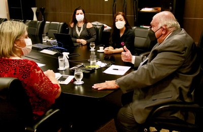 José Carlos Malta recebe advogadas que defendem paridade em lista para escolha de desembargador do TJAL