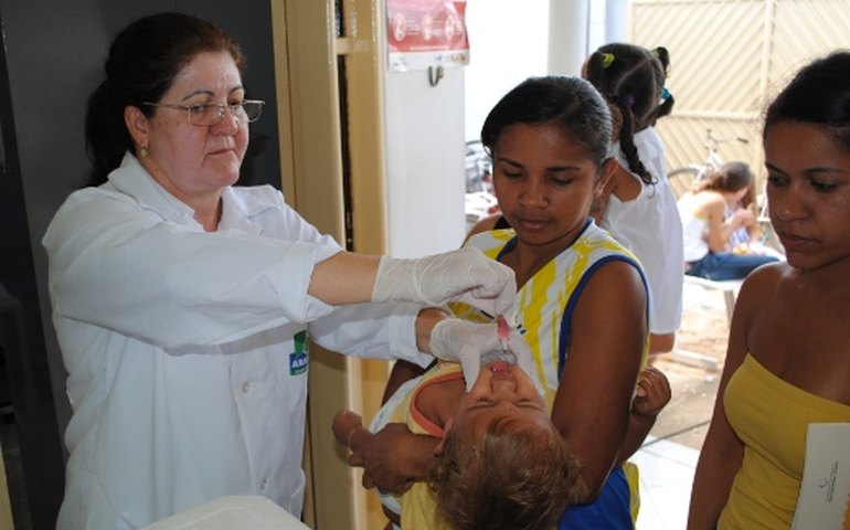 Prefeitura de Arapiraca celebra Dia D da vacinação contra paralisia infantil