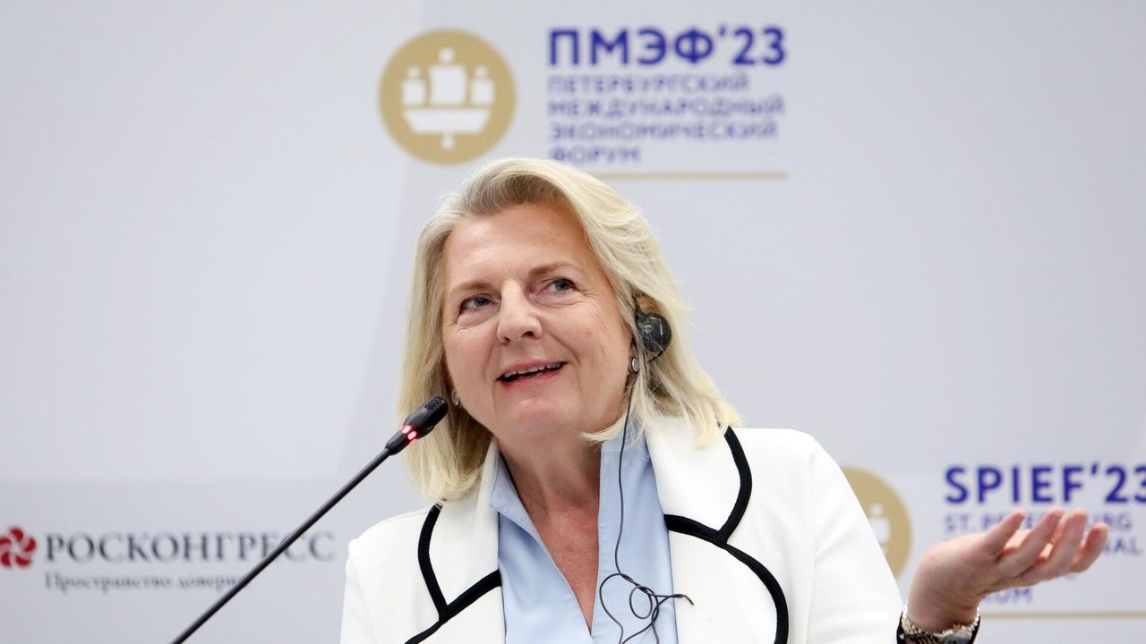 Ex-chanceler austríaca: Rússia faz concessão ao propor negociar com governo ilegítimo da Ucrânia