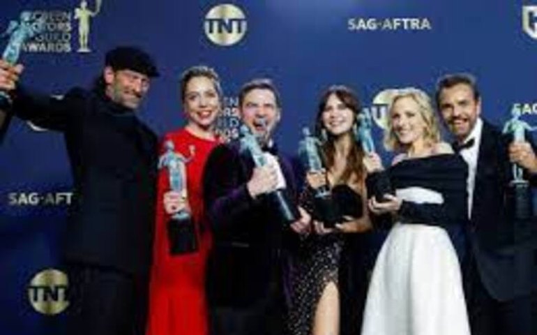 ‘No Ritmo do Coração’ surpreende e leva prêmio principal do SAG Awards