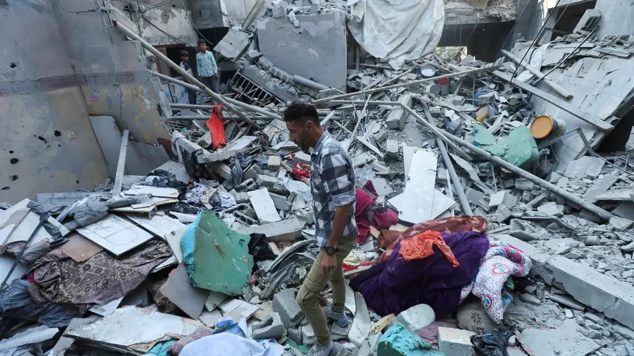Novos bombardeios israelenses deixam dezenas de mortos em Gaza após críticas dos EUA