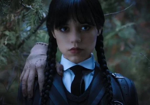Jenna Ortega ganha status de estrela mundial após sucesso de Wandinha