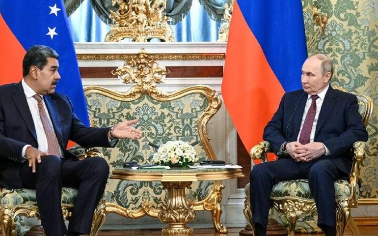 Rússia e Venezuela firmam mais de 40 acordos bilaterais