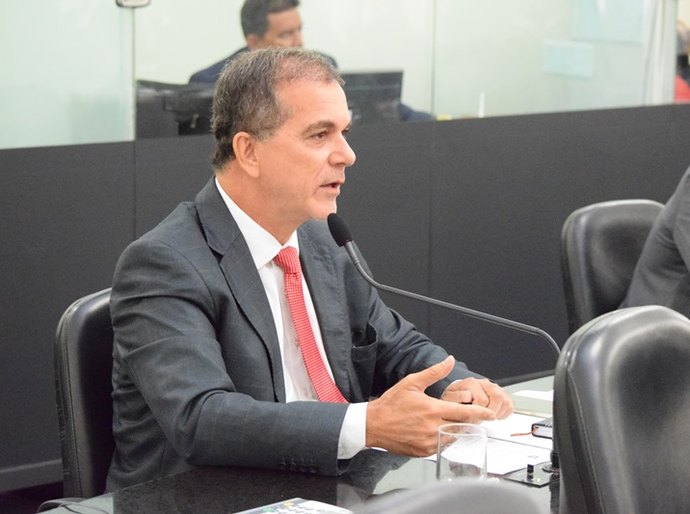 Projeto aprovado pela ALE permite negociação entre a Casal e a Eletrobras