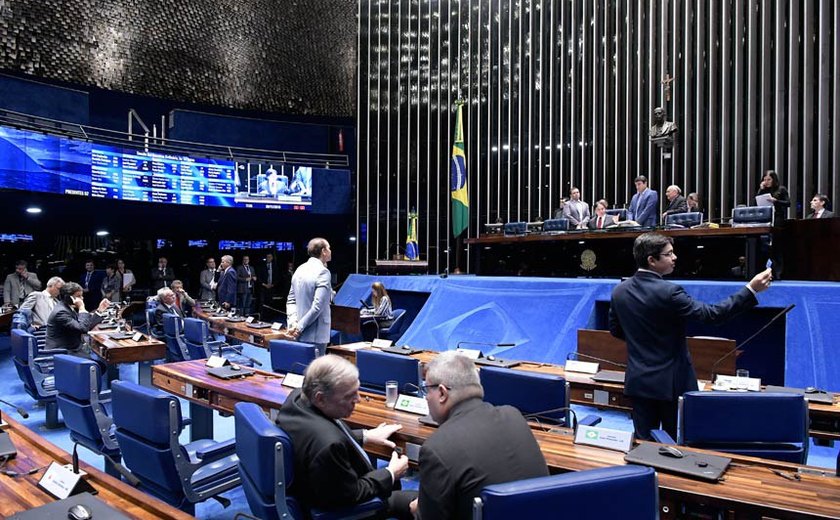 Senado deve votar nesta quarta projeto que altera Lei da Ficha Limpa e reduz prazo de inelegibilidade de políticos