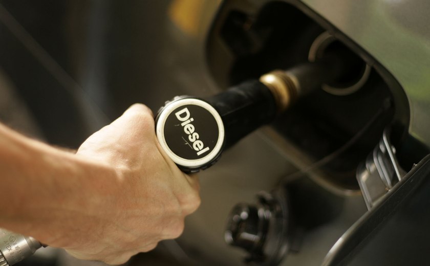 Governadores acionam Supremo para derrubar alíquota única do diesel