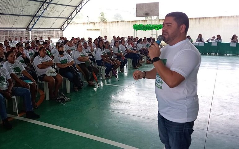 Prefeito de Viçosa garante novo piso com retroativos para agentes de saúde e de endemias