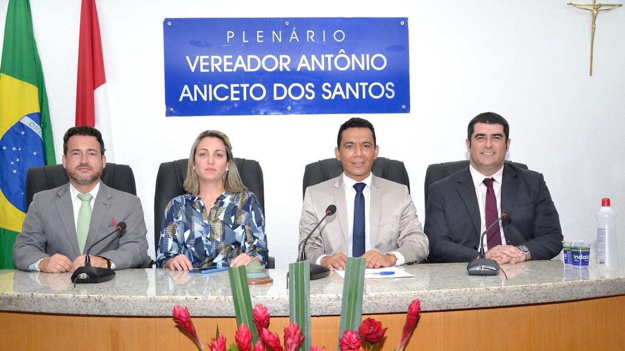 Vereadores de Pilar tomam posse e elegem a nova mesa diretora da Câmara