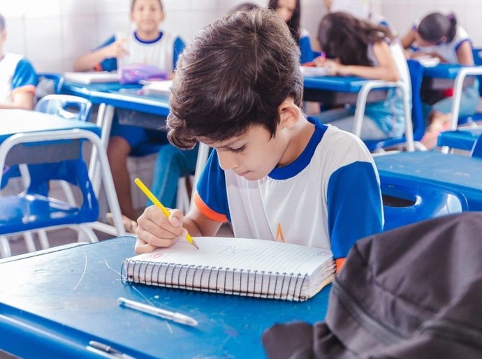 Maceió celebra Dia do Professor com avanços históricos na rede de ensino