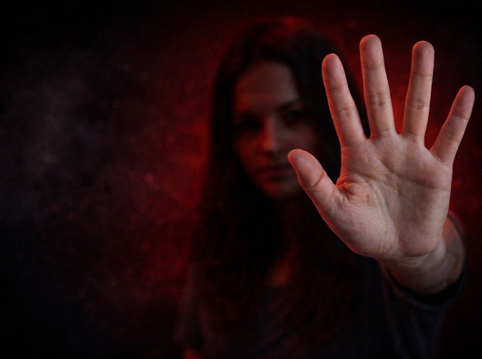 Importunação sexual volta ao centro do debate após episódio exibido em reality show