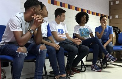 Jovens contribuem com material educativo do Unicef em Maceió
