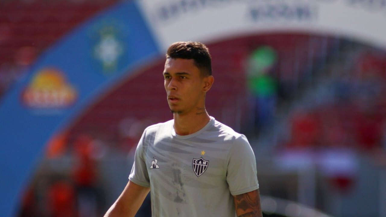 Atlético-MG rejeita 1ª oferta do Guarani por novo empréstimo de Vitor Mendes