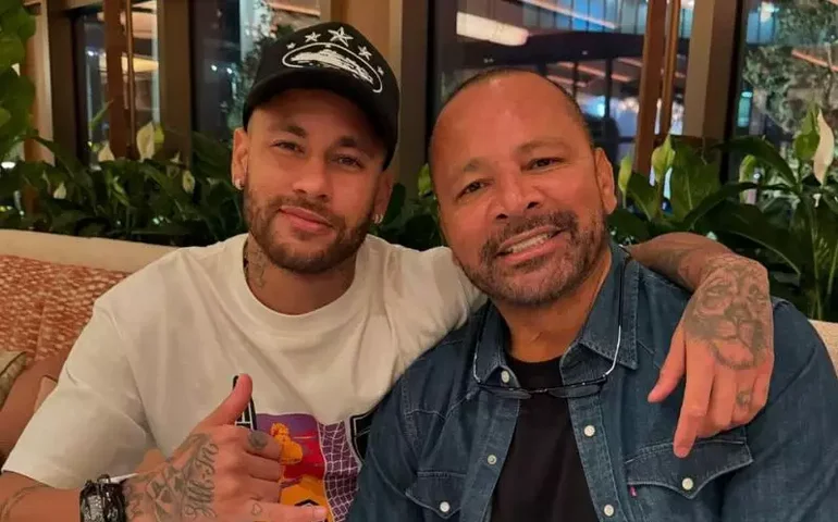 Empresa de Neymar Pai prepara anúncio oficial da compra da marca Pelé