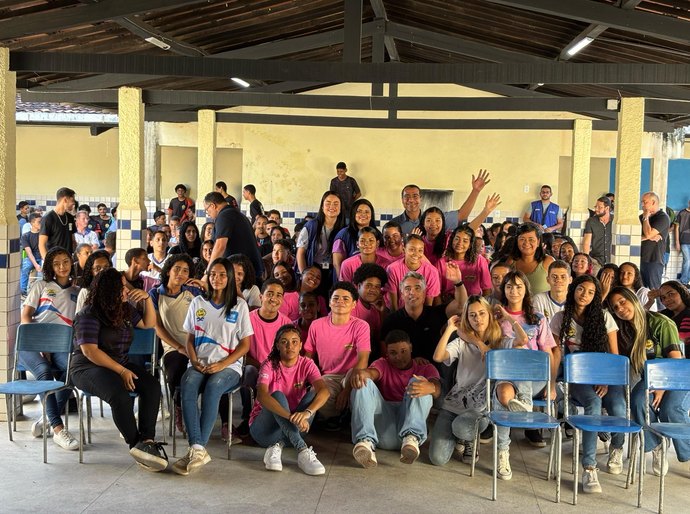 Rafael Brito percorre escolas públicas de Alagoas para ouvir a juventude e fortalecer os grêmios estudantis