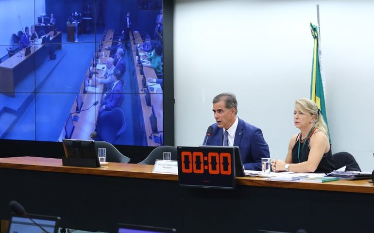 Conselho de Ética arquiva processos contra Juliana Cardoso e Talíria Petrone