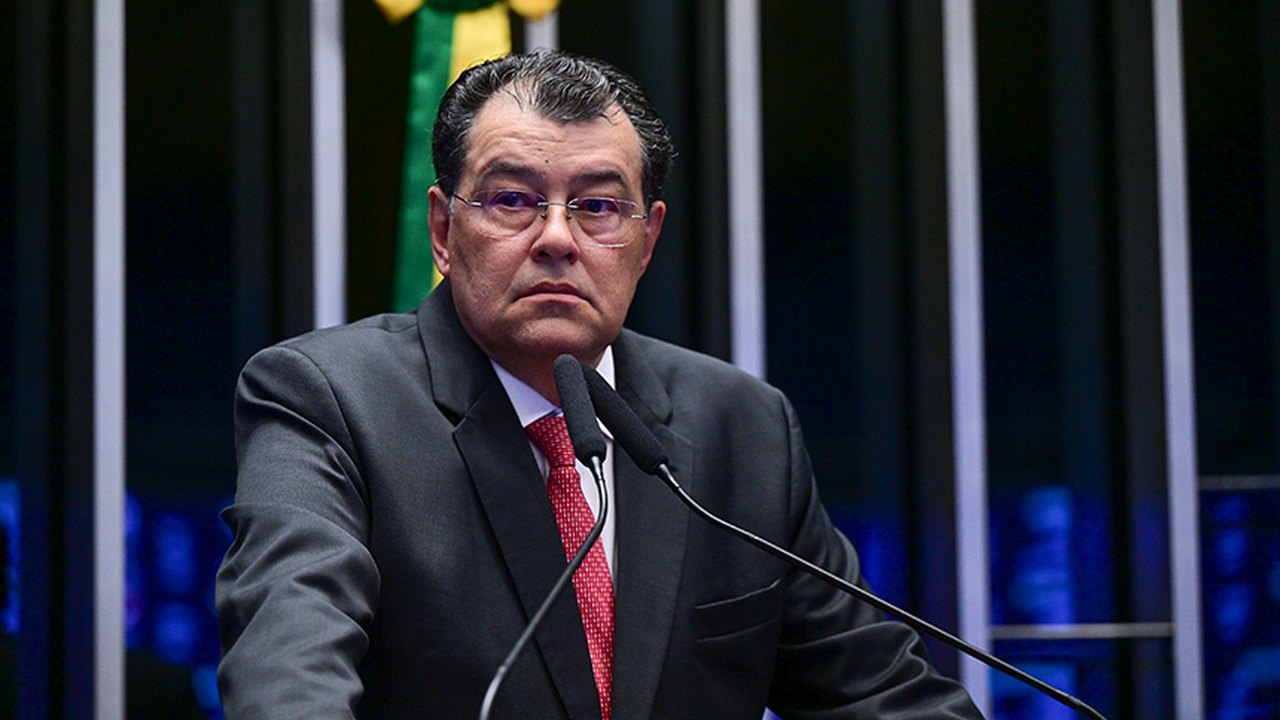 Eduardo Braga agradece a eleitores do AM e faz balanço do mandato