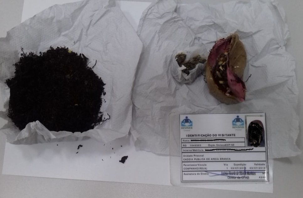 Mulher esconde maconha nas partes íntimas / Foto: Ascom/Sejuc