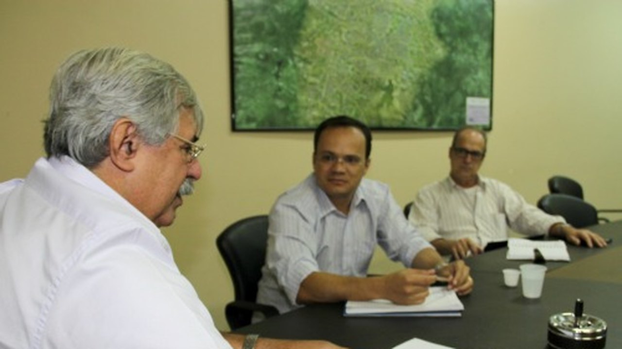 Prefeitura de Arapiraca se reúne com empresa que gerencia terminal rodoviário