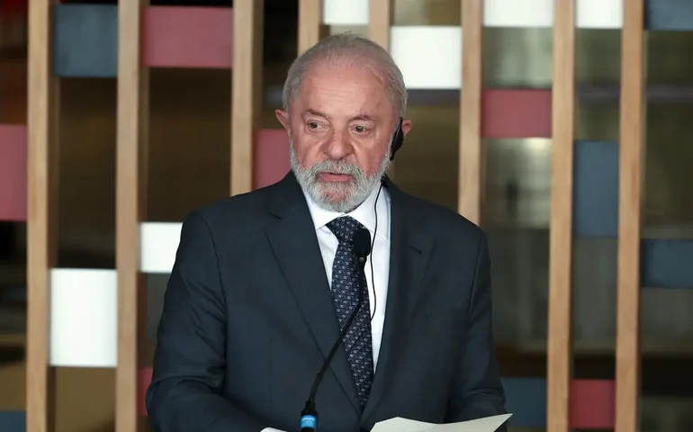 No Canadá, Lula critica escalada de conflitos no Oriente Médio