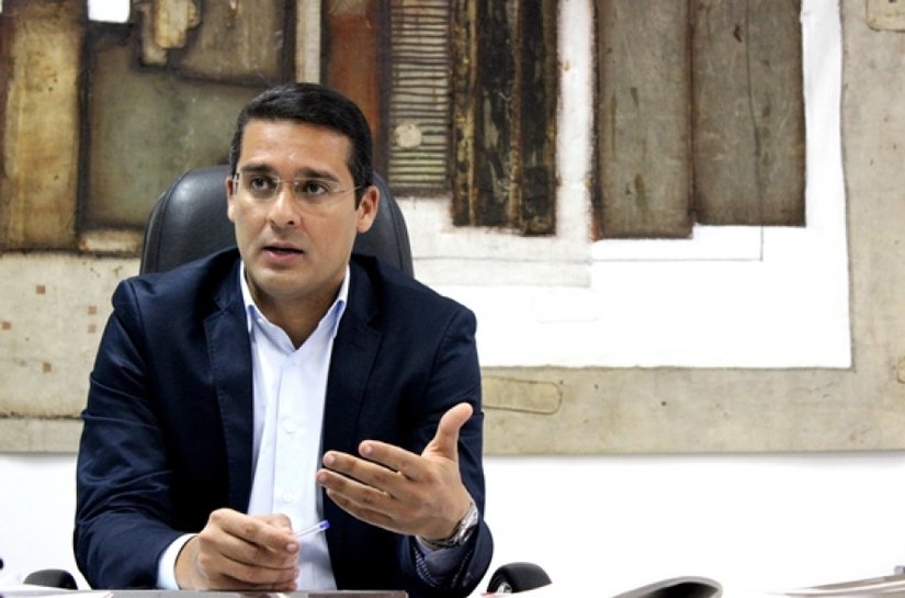 Renan Filho anuncia Christian Teixeira como novo secretário da Saúde