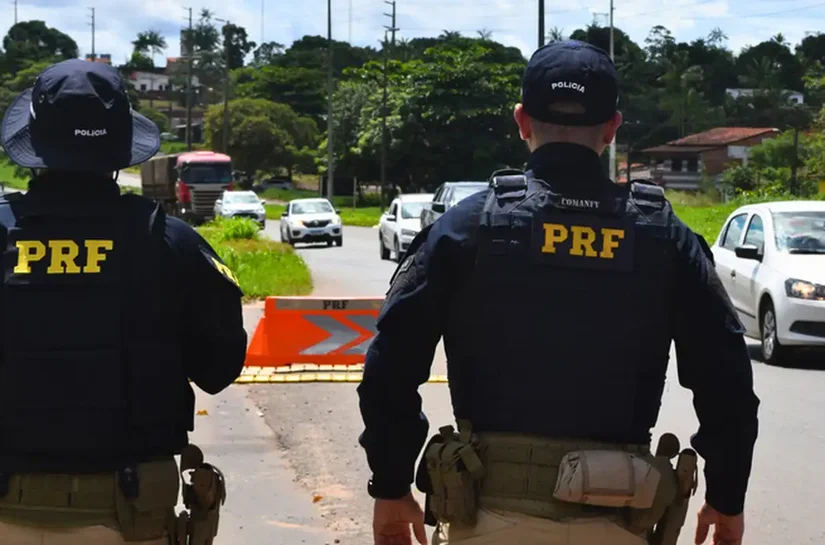 Mulher grávida e taxista são presos com 5 quilos de cocaína, em Joaquim Gomes