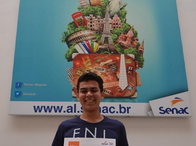 Jovens ganham sorteio da Campanha Rematrícula do Senac Idiomas