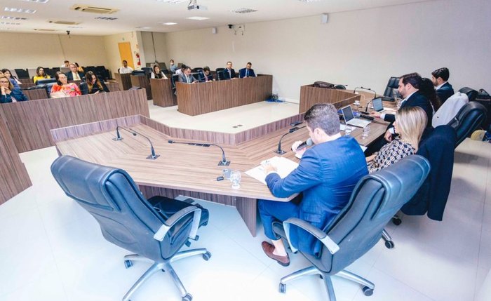 Vinte e dois candidatos tiveram suas inscrições confirmadas